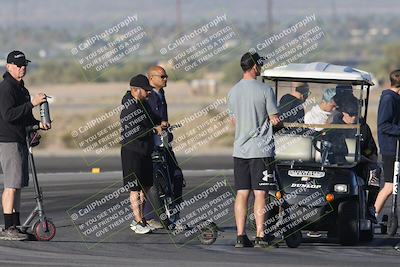 media/Oct-30-2025-Racers Edge (Thu) [[dabbdaf680]]/1-Around the Pits- Track Walk/
